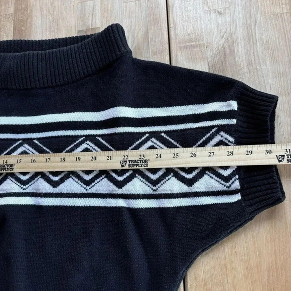 White House Black Market Alpaca Blend Off Shoulder Fuzzy Knit Womens Sweater S - Picture 12 of 13